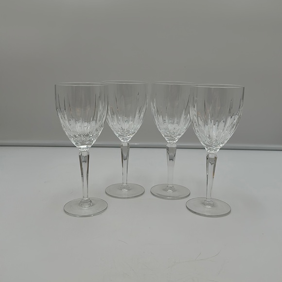 Lenox Clarity WineGoblet Lead Crystal Glass VerticalCut set of four.
